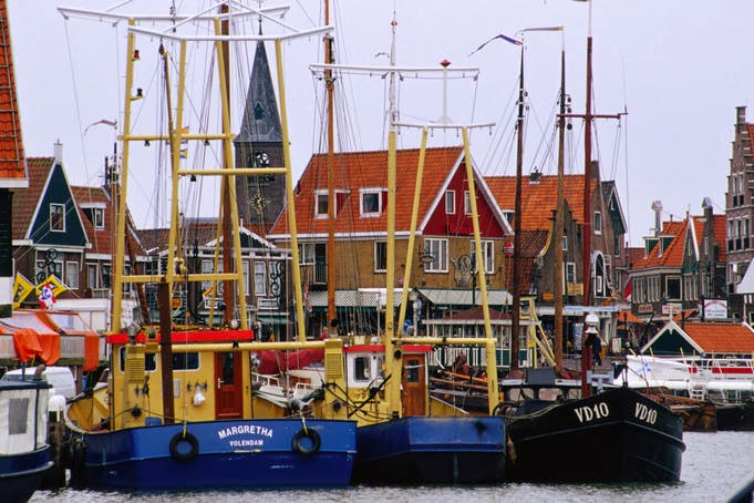 wisata halal volendam